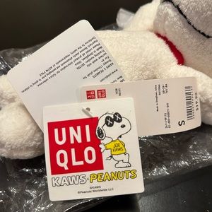 NWT!! KAWS x Uniqlo x Peanuts Snoopy Plush SMALL Mint Condition